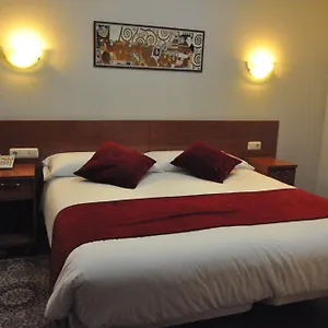 2* Guest house Alameda